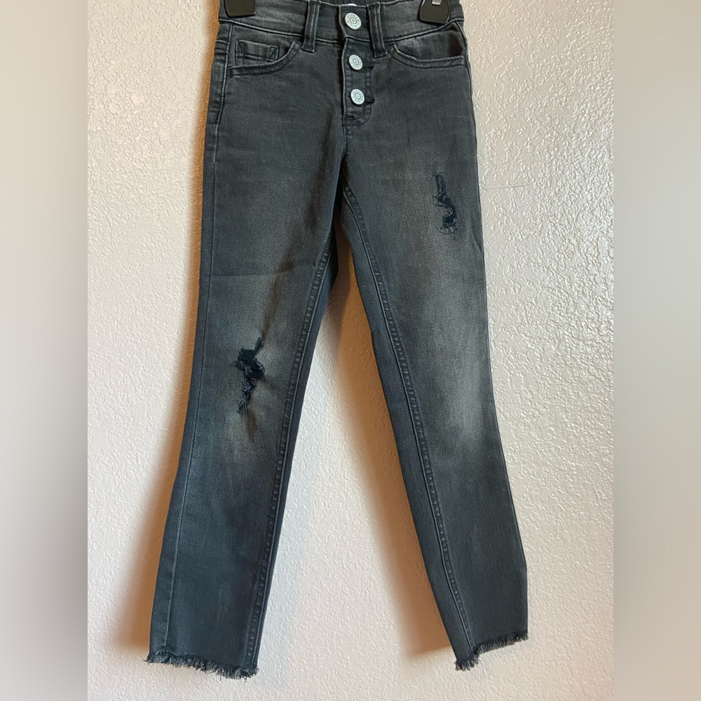 Girls black denim straight leg jeans. Size 7 slim.